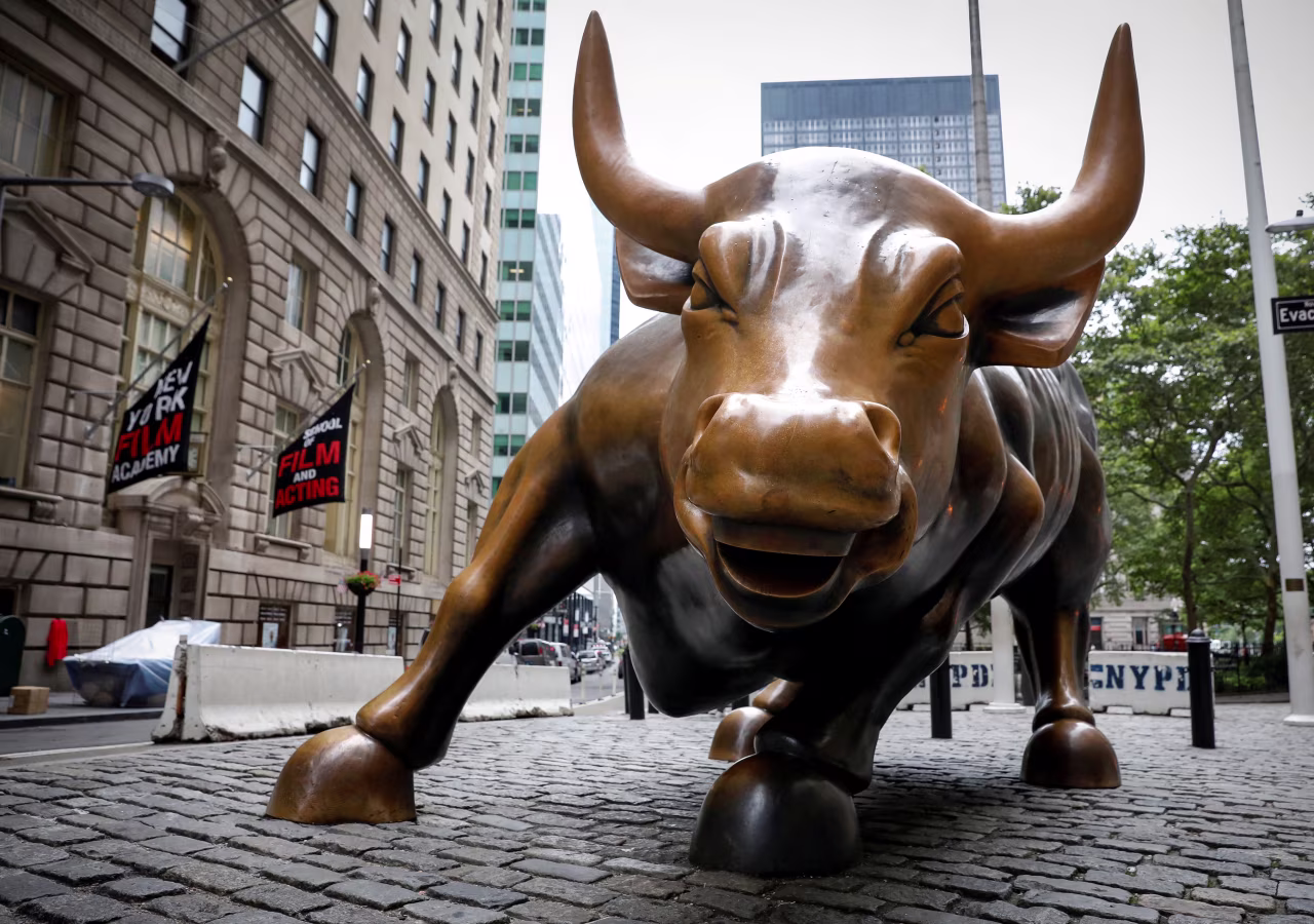 The Role of Leverage in Forex Trading: Pros, Cons, and Risk Management
